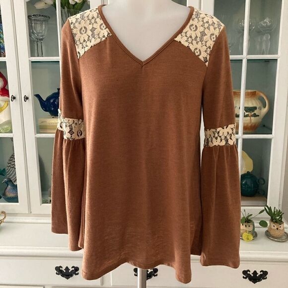 Bohemian Top | S | Rust and Cream - Picture 1 of 9